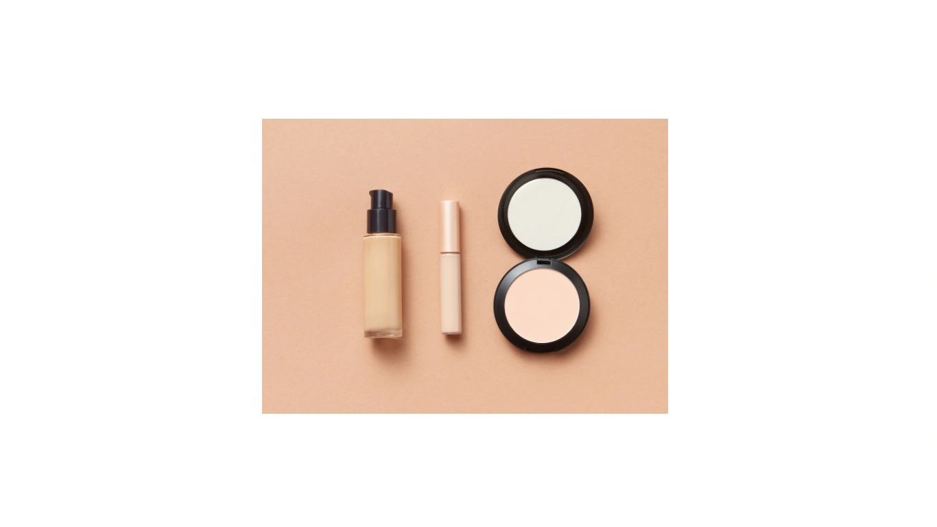 HOW TO USE CONCEALER